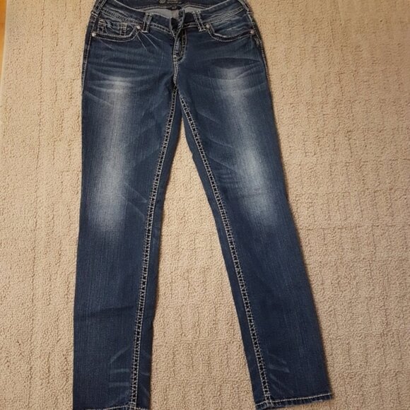Silver Suki Mid Pencil Skinny Medium Wash Denim Pants - Picture 1 of 15